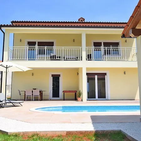 Holiday House Maya With Bbq * Pula